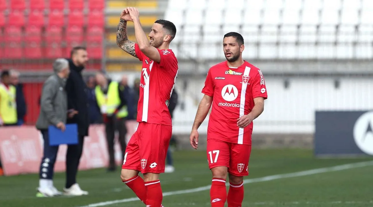 Монца – Эмполи – 2:1 / AFP