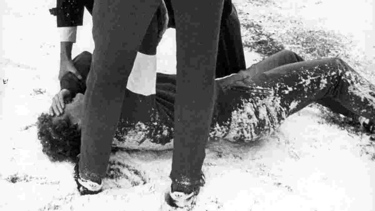 Легенда Фейеноорда предал клуб и получил снежком в глаз – бывшие партнёры устраивали на него сафари