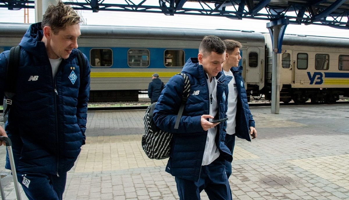 Динамо прибыло в Ужгород на поединок против СК Днепр-1 / ФК Динамо