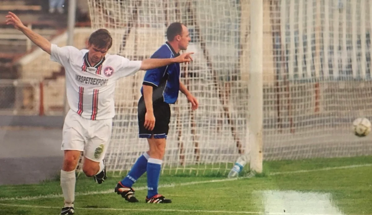 Володимир Мусолітін щойно розписався у воротах / Фото з архіву героя інтерв'ю