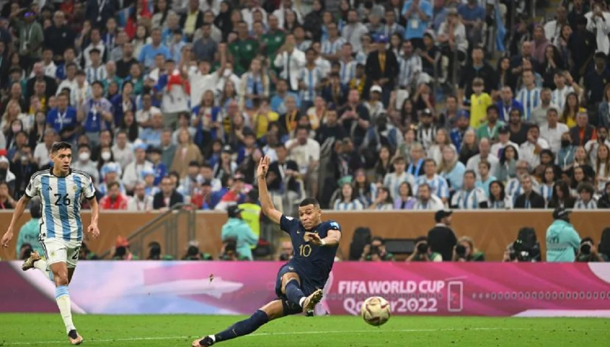 Килиан Мбаппе во время ЧМ-2022 / фото: L'Équipe