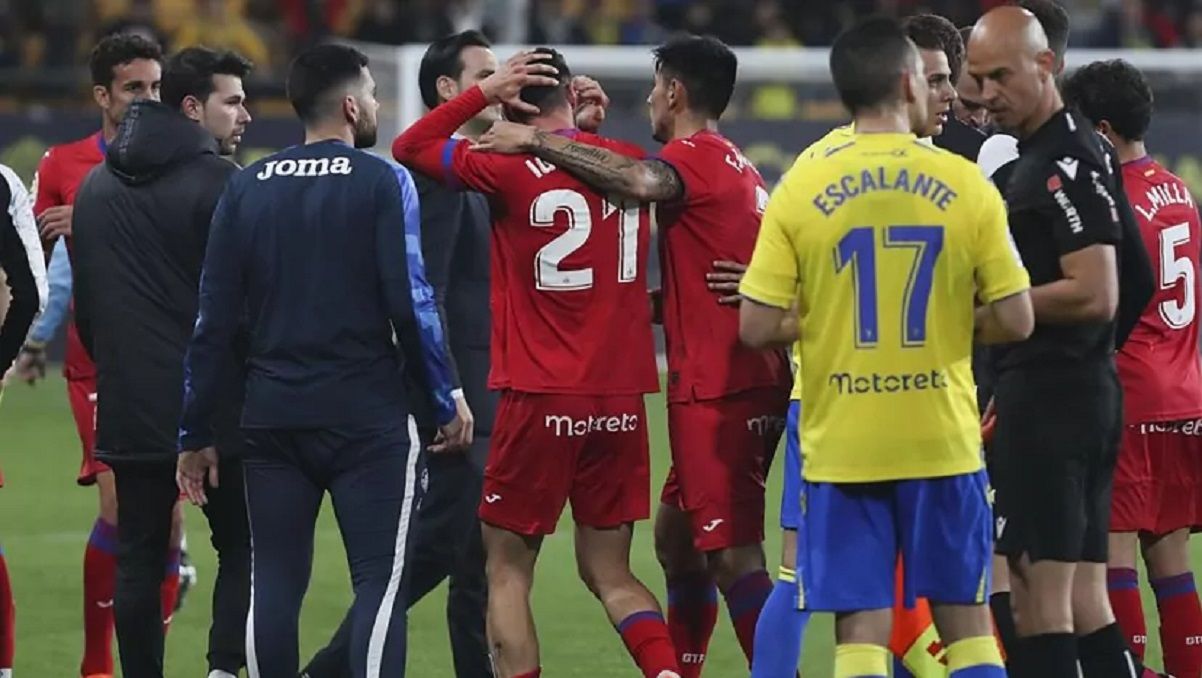 Игроки Кадиса / фото: Marca