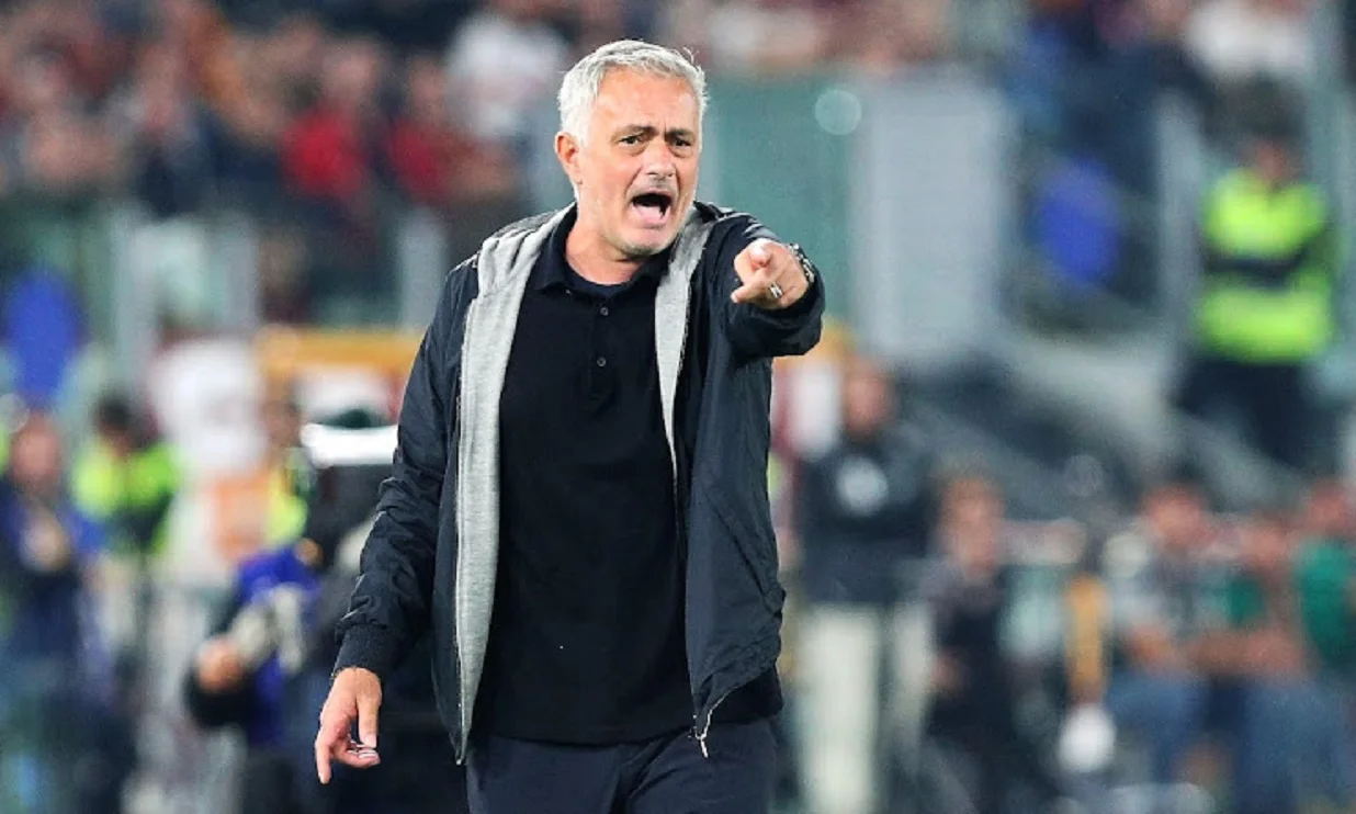 Жозе Моуринью / Photo News