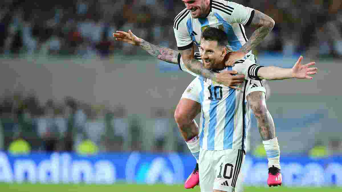 Месси оформил 800-й гол в карьере и помог Аргентине одержать дебютную победу после ЧМ