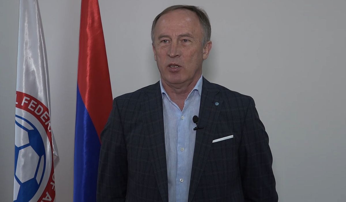 Александр Петраков