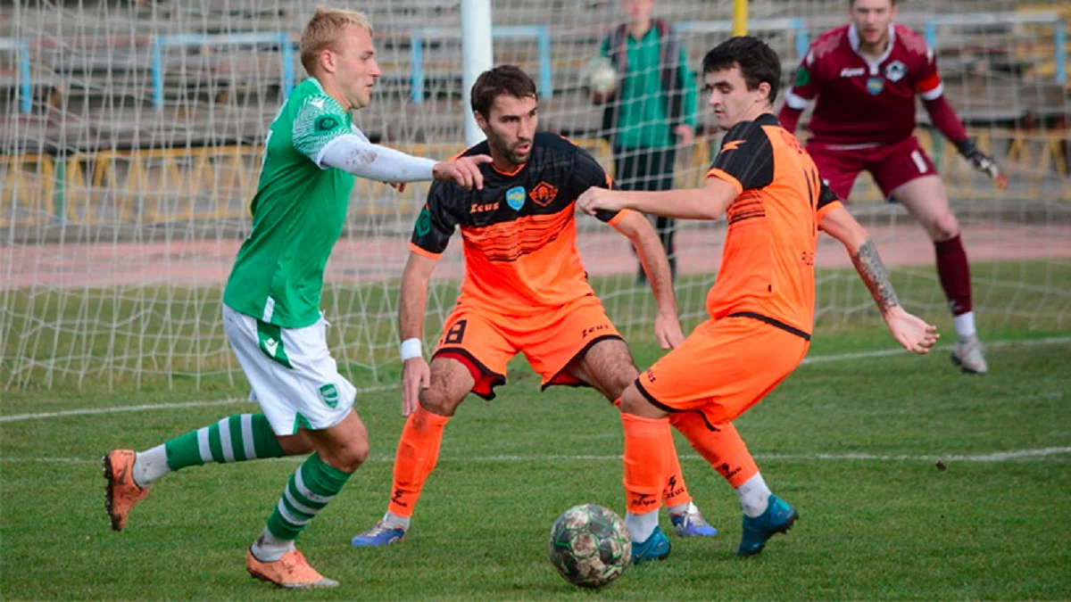 Нива проти Рубікона / Фото киян