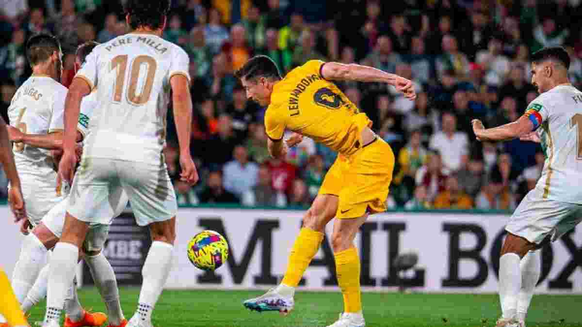 Дубль Лєвандовскі і більярдні удари у відеоогляді матчу Ельче – Барселона – 0:4