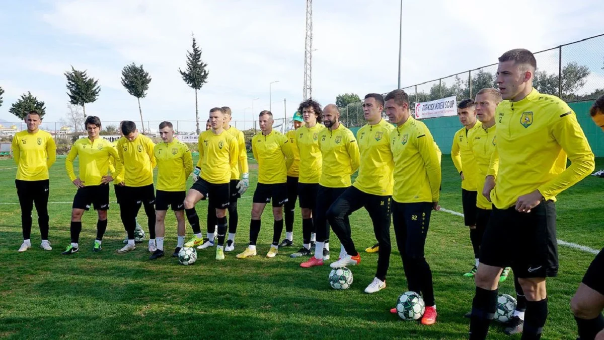 Левый берег / ФК Левый берег