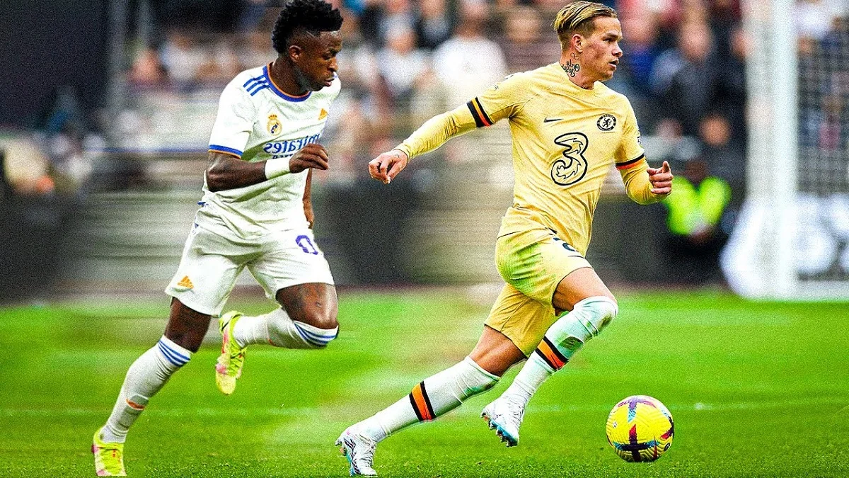 Винисиус Жуниор и Михаил Мудрик / фото из соцсетей