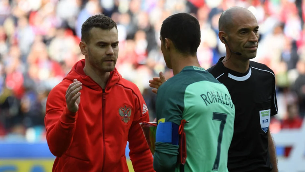 Акінфєєв і Роналду / РА