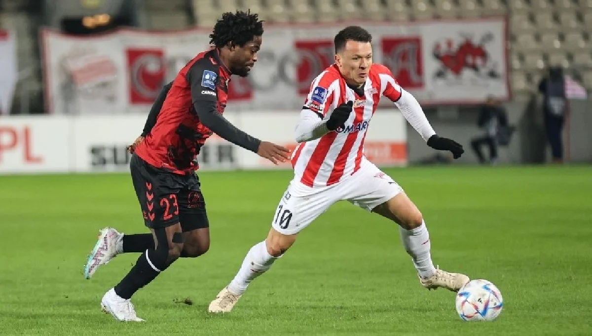 Євген Коноплянка (праворуч) / ФК Краковія