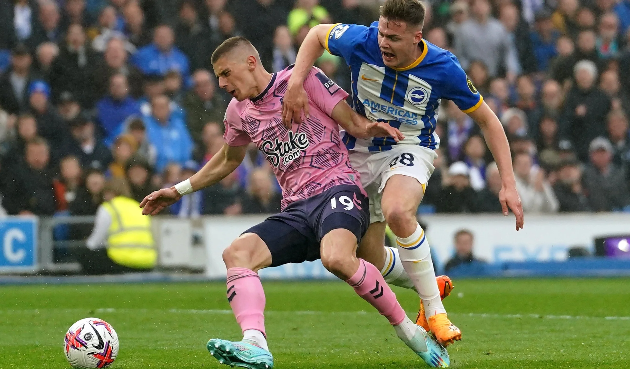 Віталій Миколенко проти Брайтона