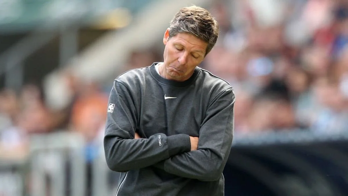 Олівер Гласнер / Kicker