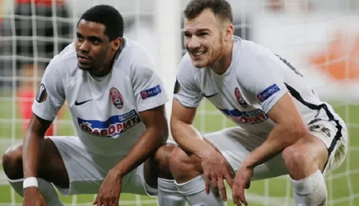 Сілас (праворуч) / ФК Зоря