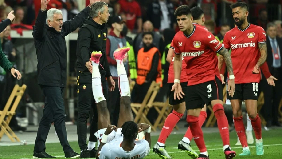 Байєр – Рома / Yahoo