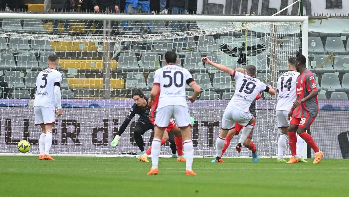 Кремонезе – Болонья – 1:5 / AFP