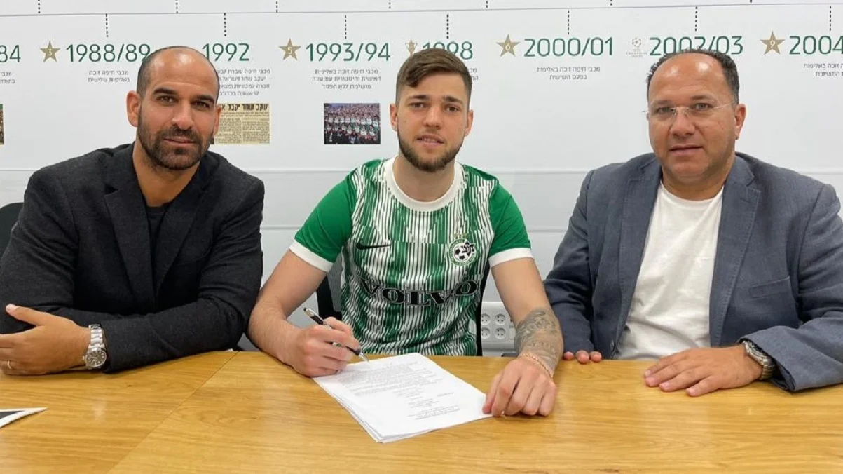 Эрик Шуранов (посередине) / фото: Маккаби