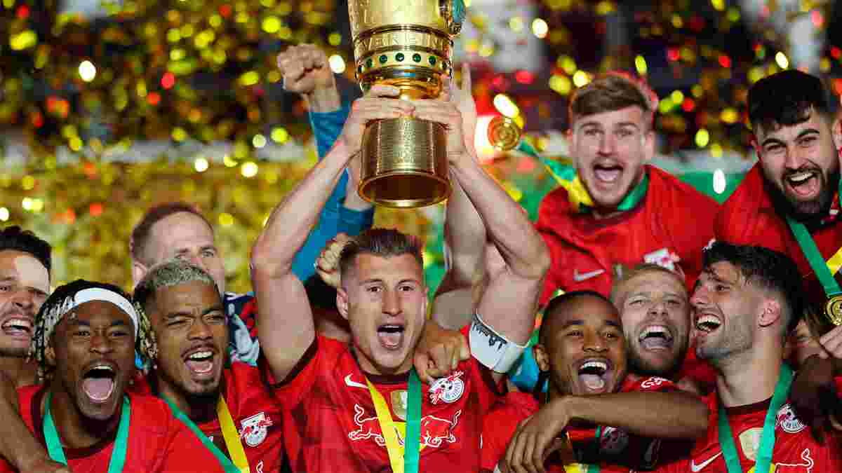 РБ Лейпциг выиграл Кубок Германии второй раз подряд – "быки" уверенно победили Айнтрахт в финале