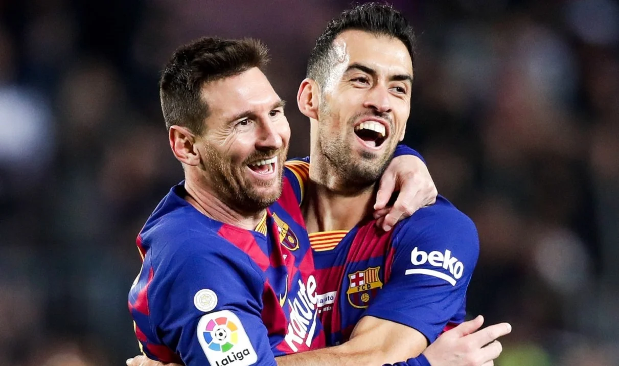 Месси и Бускетс / AFP