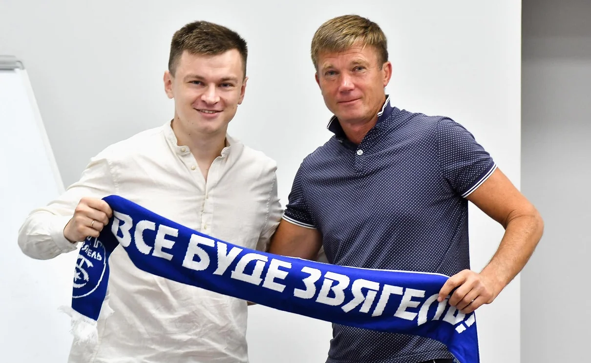 Юрий Максимов (справа) / Пресс-служба Звягеля