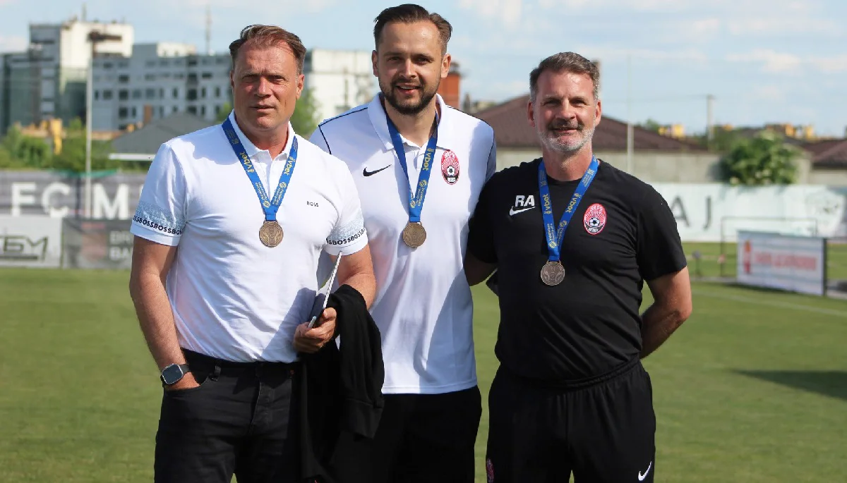 Патрик ван Леувен (слева) и Раймонд Атевелда (справа) / ФК Заря