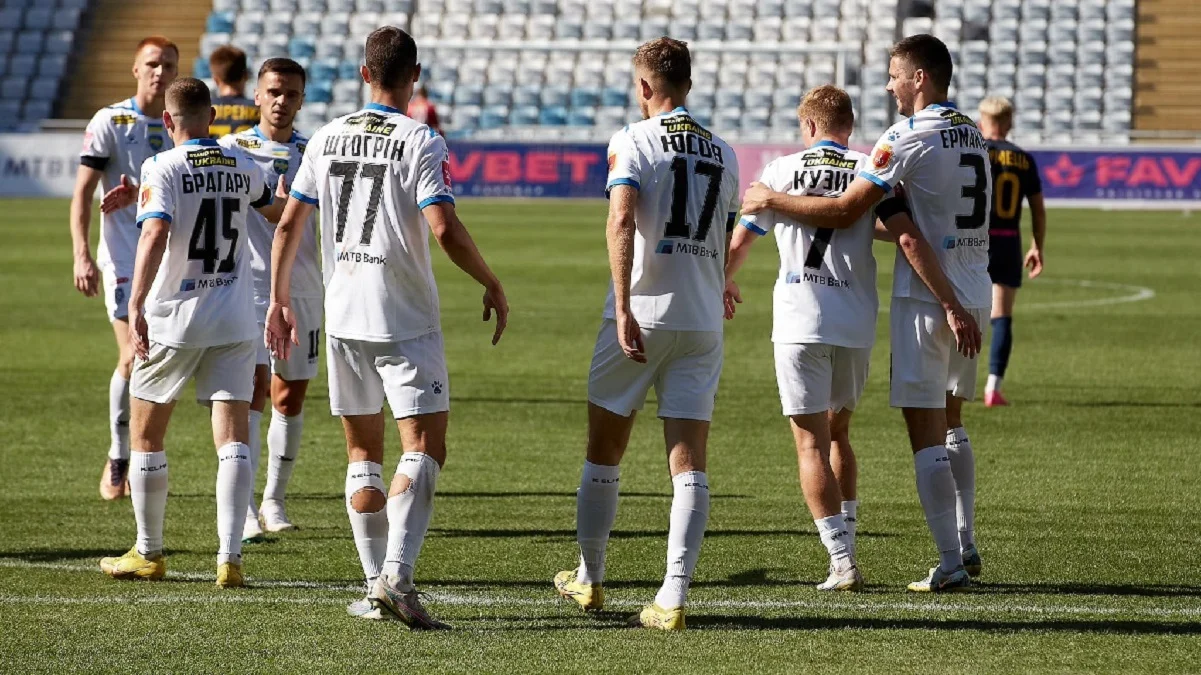 Фото к новости: Черноморец объявил об уходе многочисленной группы игроков – наберется на целую команду