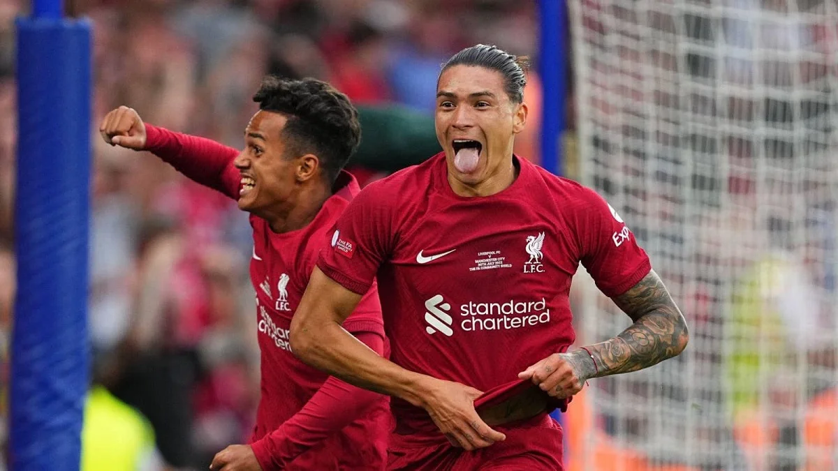 Фабіо Карвалью (ліворуч) / Ліверпуль