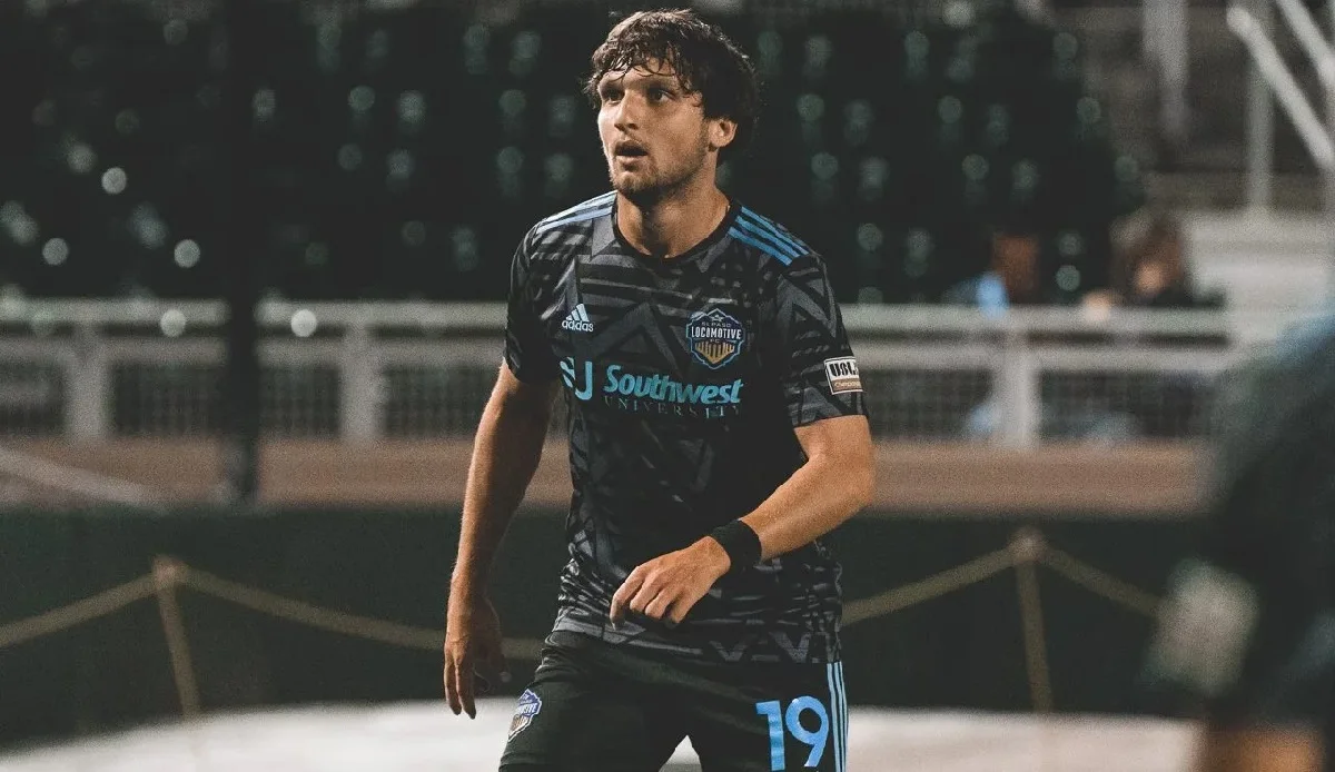 Артем Холод / Ель Пасо Локомотив