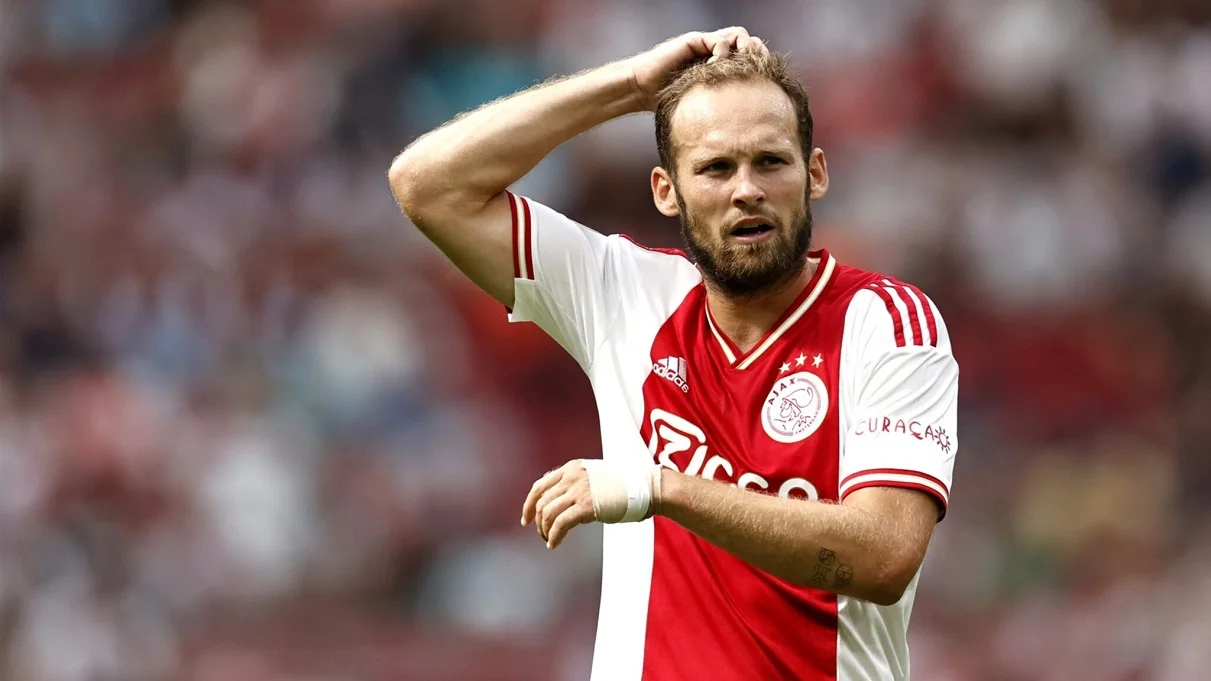 Дейли Блинд / Сайт Аякса