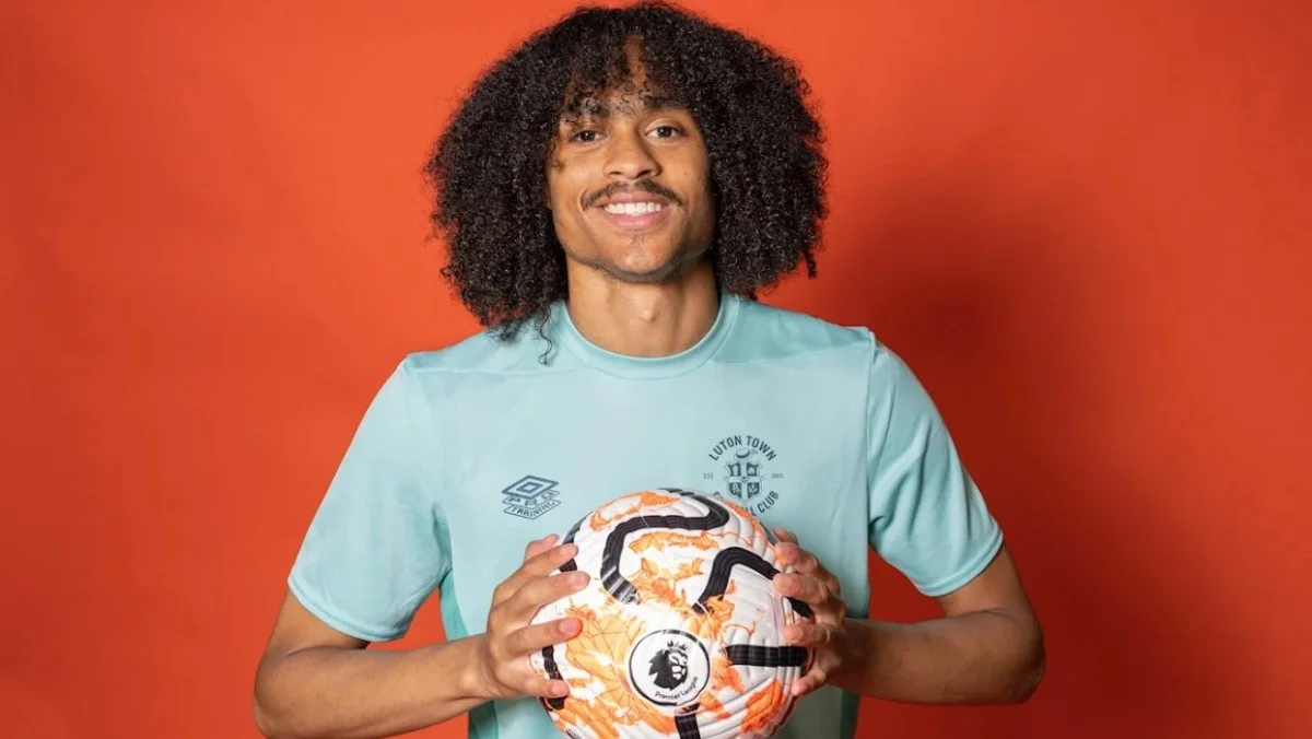 Тахіт Чонг / фото: ФК Лутон Таун