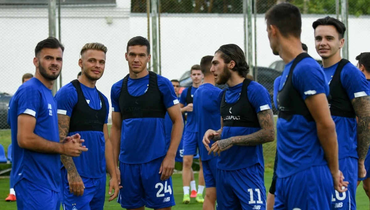 Сергій Булеца (крайній ліворуч) / Динамо Київ