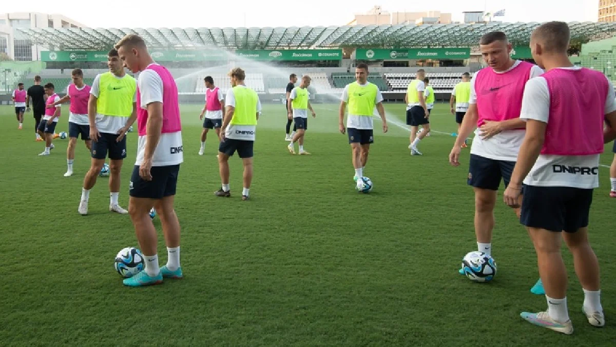 СК Днепр-1 / СК Днепр-1