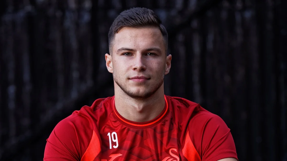 Николай Кухаревич / Фото: Суонси