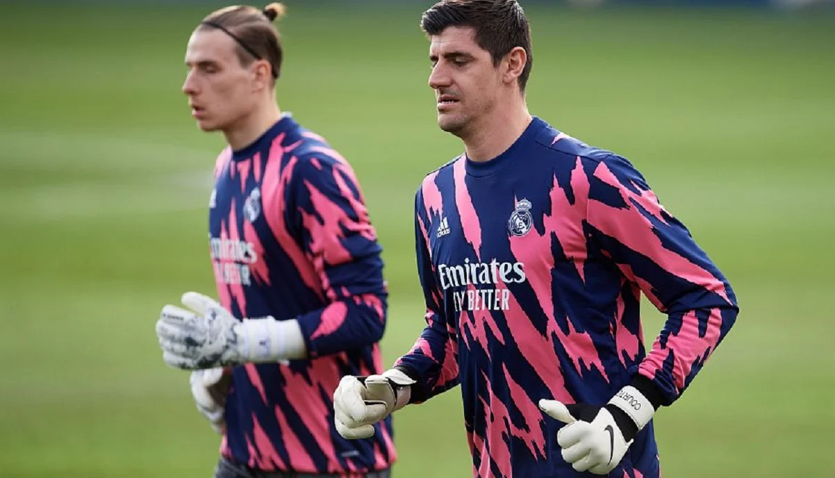 Лунин и Куртуа во время тренировки / фото из открытых источников