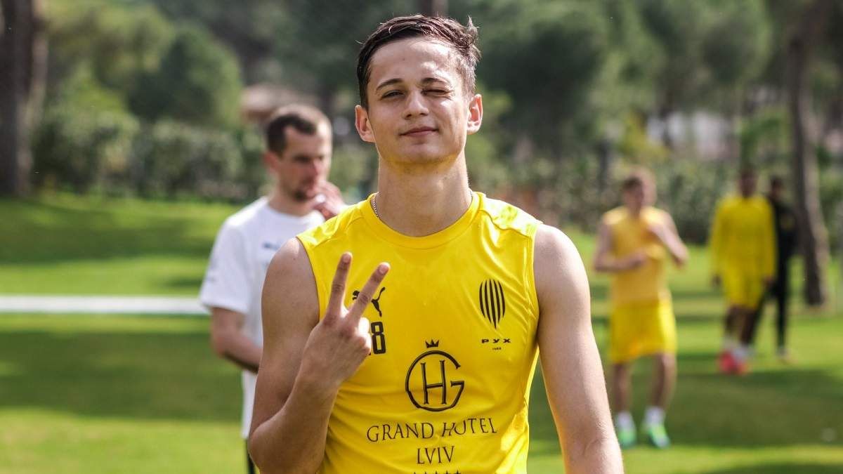 Андрей Коробенко / ФК Рух