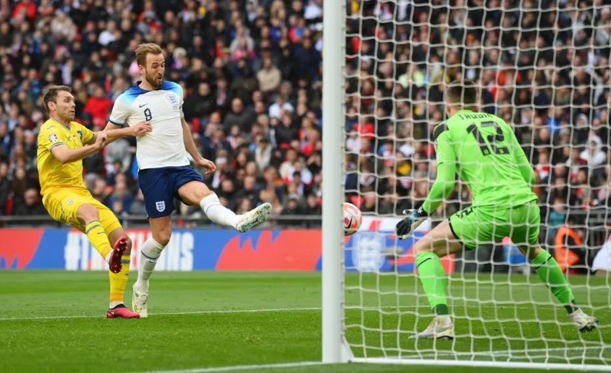 Караваєв проти Кейна / Getty Images