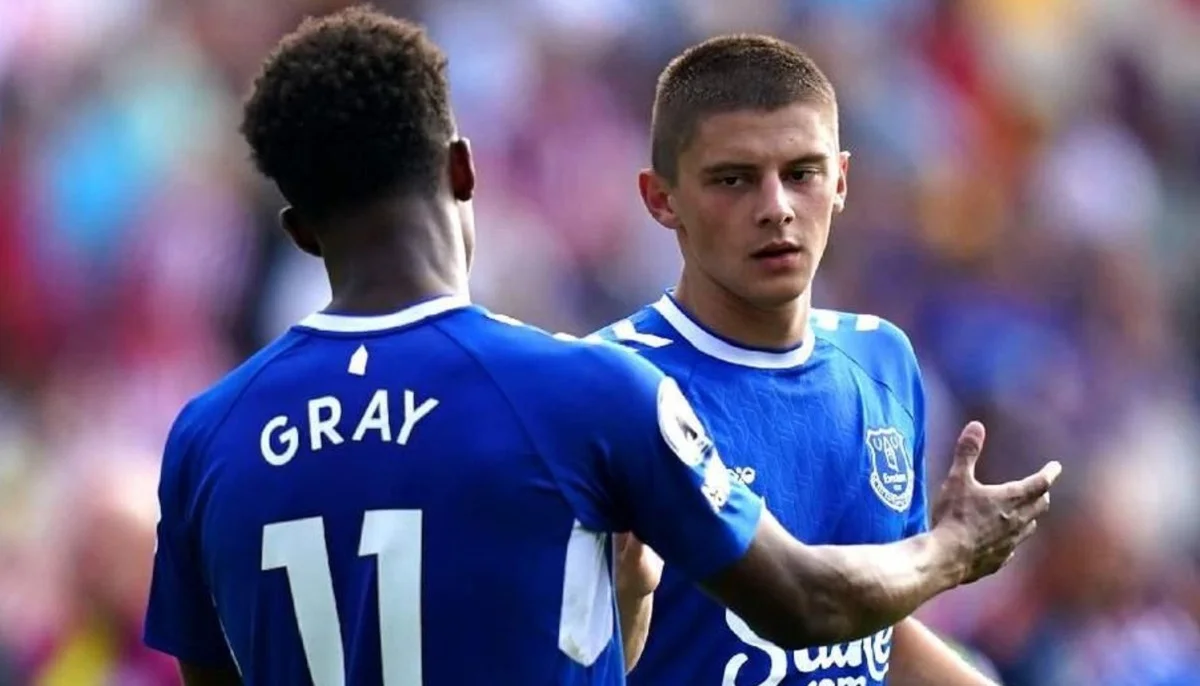 Демарай Грей и Виталий Миколенко / Эвертон