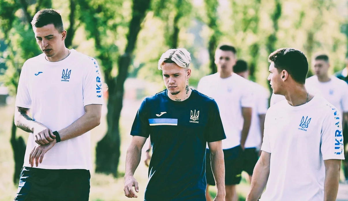 Мудрик знову у центрі уваги / Фото УАФ