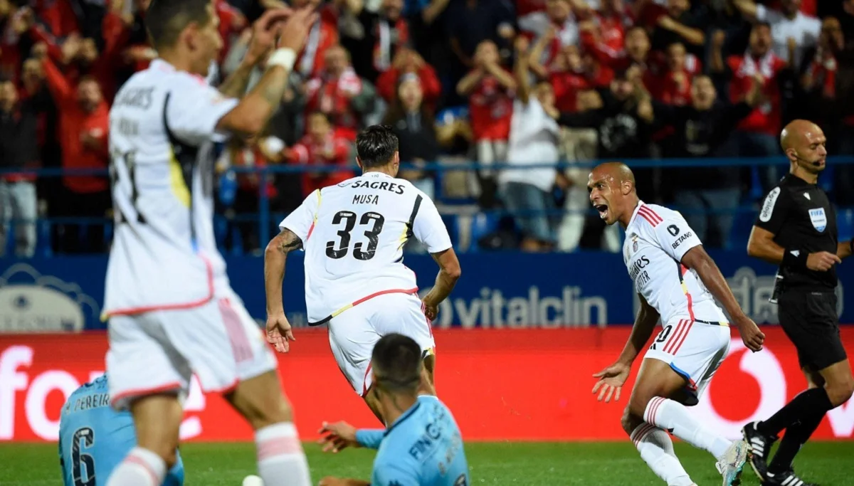 Анатолій Трубін зіграв перший матч за Бенфіку / Бенфіка