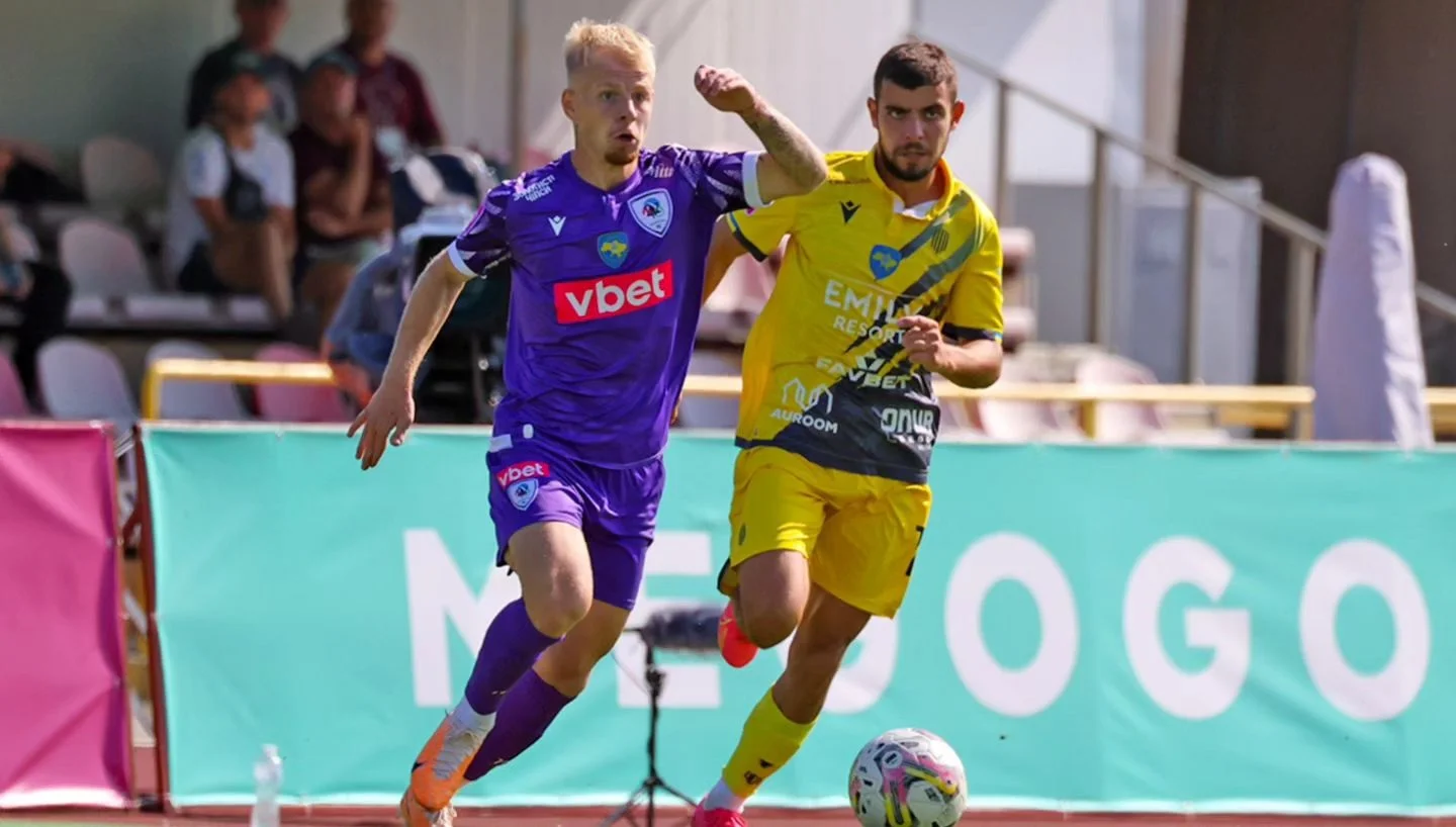 ЛНЗ – Рух – 2:1 / Офіційний сайт УПЛ