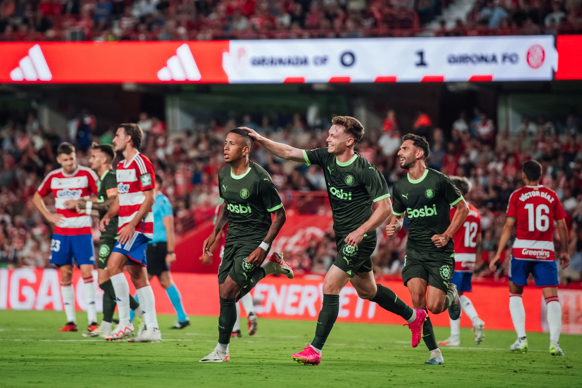 Циганков забив диво-гол у Гранаді