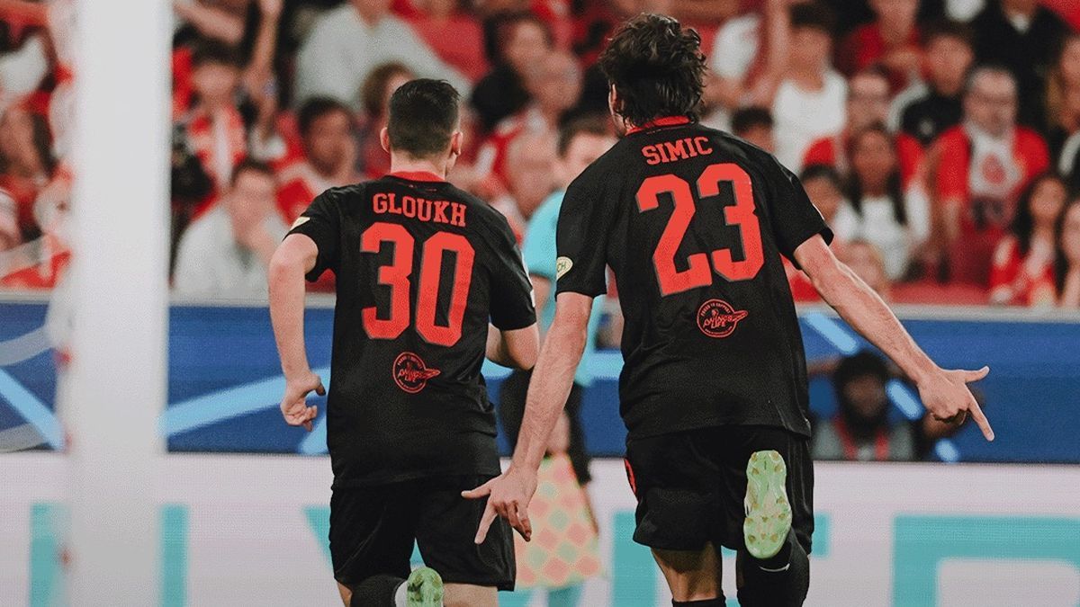 Шимич и Глух / facebook.com/FCRedBullSalzburg