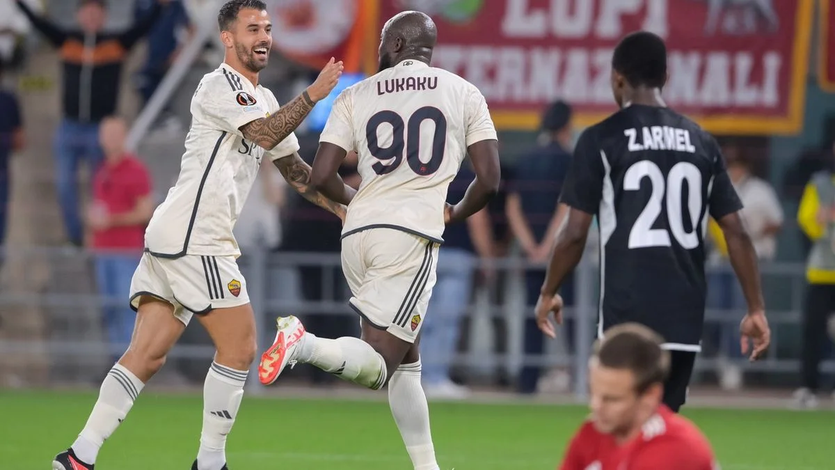 Ромелу Лукаку засмутив Максима Коваля / ФК Рома