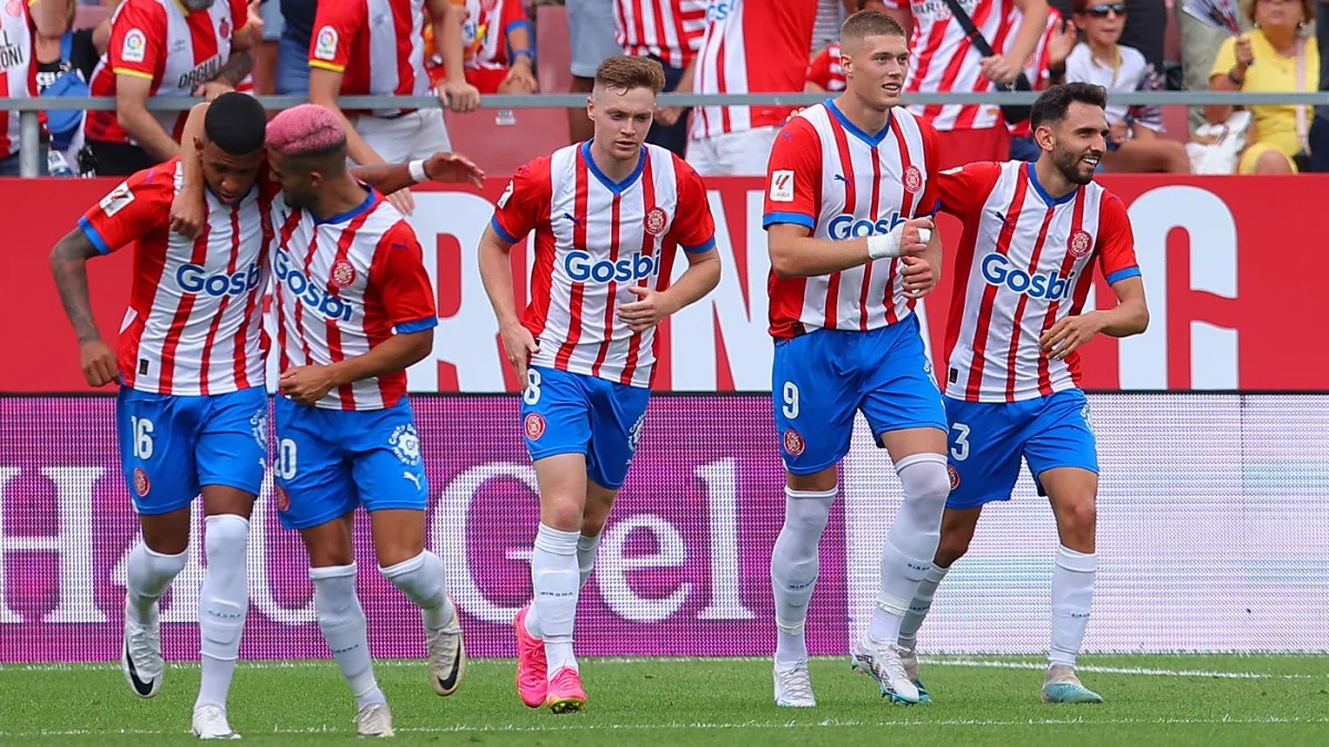 Цыганков и Довбик / фото: ФК Жирона