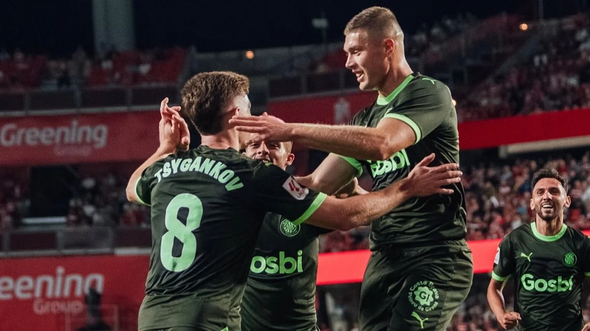 Циганков і Довбик / фото: Жирона