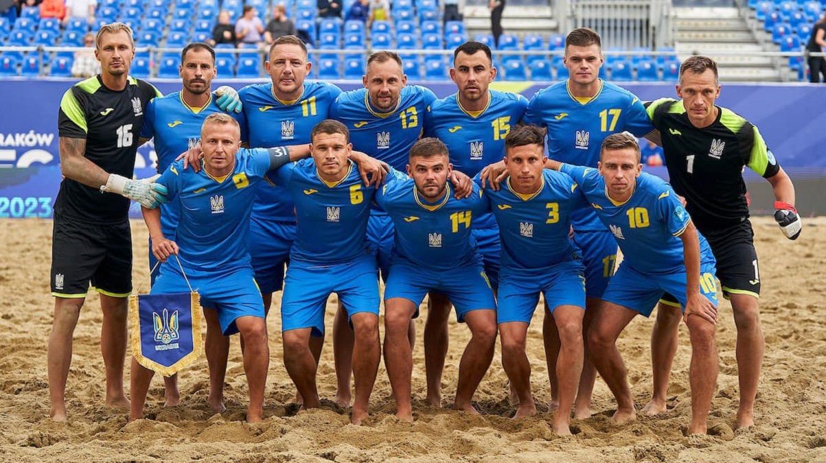Збірна України з пляжного футболу / фото: АПФУ