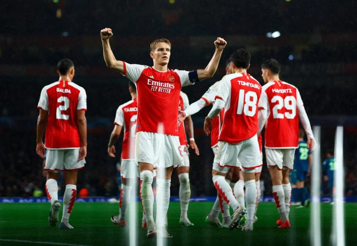 Арсенал прокладывает путь на Уэмбли