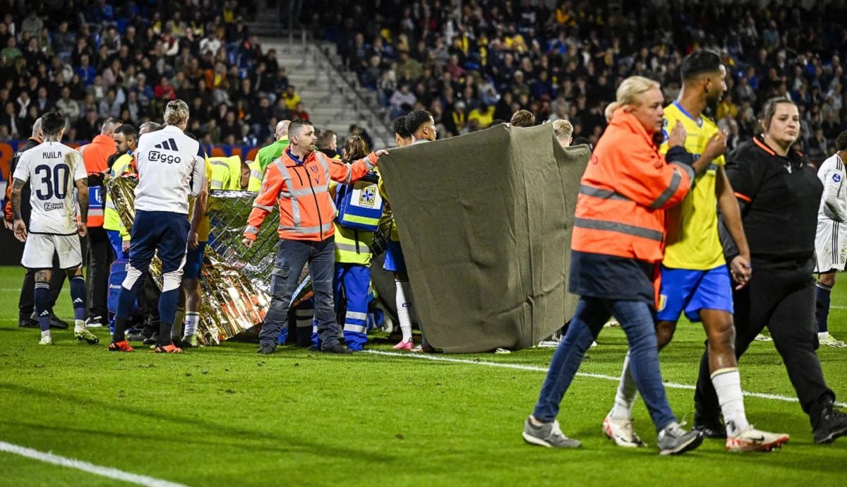 Травма голкіпера Етьєна Вассена у матчі Валвейк – Аякс 30 09 2023