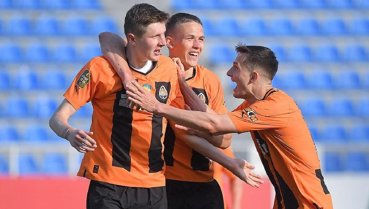 Бондаренко, Судаков и Крыськив / ФК Шахтер