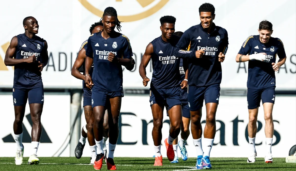 Игроки "сливочных" на тренировке / фото: ФК Реал